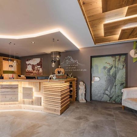 Villa Mitzi Pozza di Fassa Luaran gambar